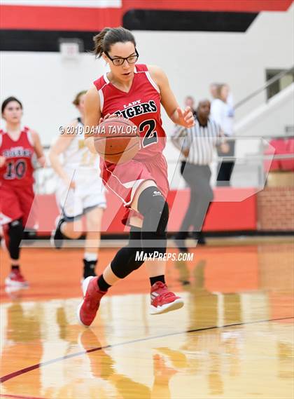 Thumbnail 3 in Goldthwaite vs. Electra (UIL 2A Bi-District Playoff) photogallery.
