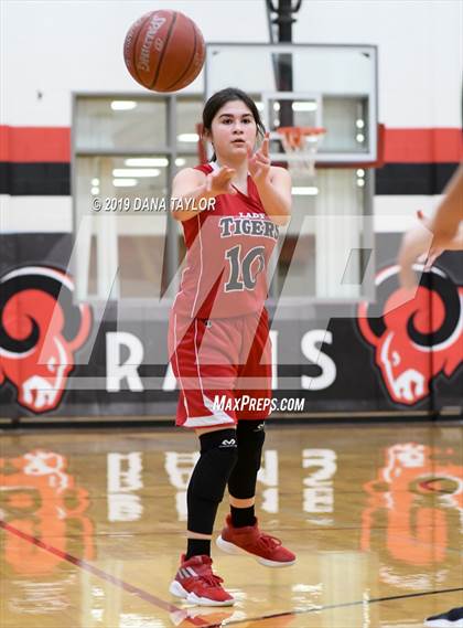Thumbnail 3 in Goldthwaite vs. Electra (UIL 2A Bi-District Playoff) photogallery.