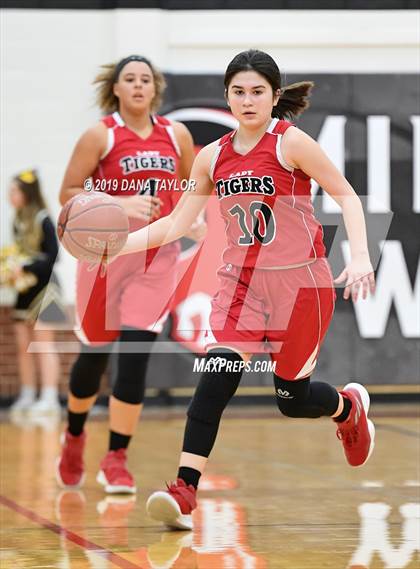 Thumbnail 1 in Goldthwaite vs. Electra (UIL 2A Bi-District Playoff) photogallery.