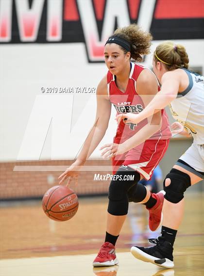 Thumbnail 1 in Goldthwaite vs. Electra (UIL 2A Bi-District Playoff) photogallery.