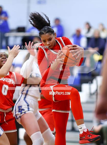 Thumbnail 1 in Aliquippa @ Ellwood City photogallery.