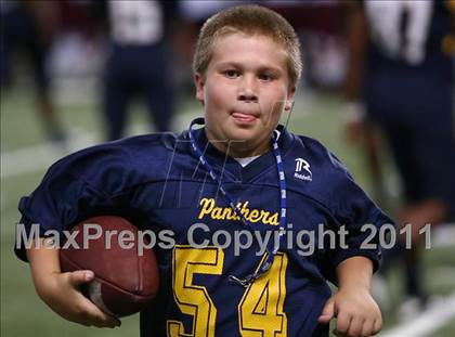 Thumbnail 1 in O'Fallon vs. Belleville West (Great American Football Classic) photogallery.