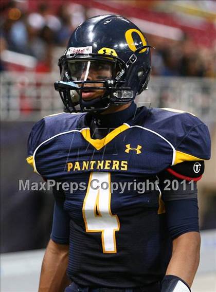 Thumbnail 3 in O'Fallon vs. Belleville West (Great American Football Classic) photogallery.