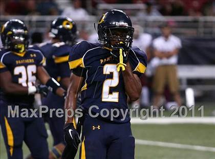 Thumbnail 1 in O'Fallon vs. Belleville West (Great American Football Classic) photogallery.