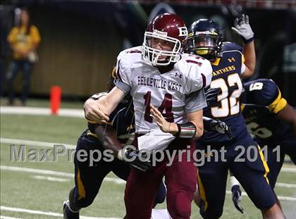 Thumbnail 2 in O'Fallon vs. Belleville West (Great American Football Classic) photogallery.