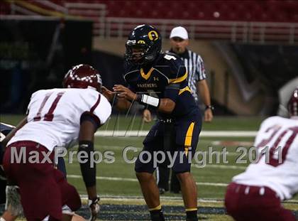 Thumbnail 2 in O'Fallon vs. Belleville West (Great American Football Classic) photogallery.
