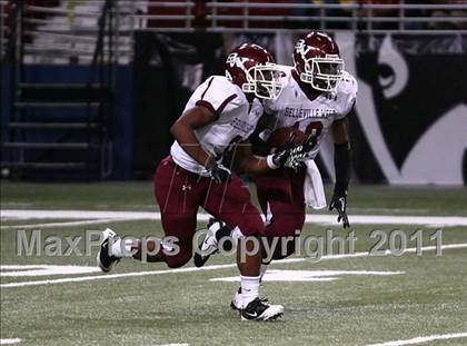 Thumbnail 3 in O'Fallon vs. Belleville West (Great American Football Classic) photogallery.
