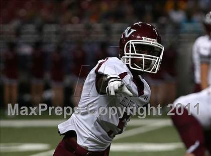 Thumbnail 3 in O'Fallon vs. Belleville West (Great American Football Classic) photogallery.