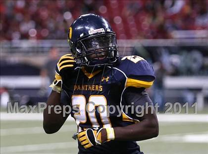 Thumbnail 3 in O'Fallon vs. Belleville West (Great American Football Classic) photogallery.