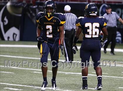 Thumbnail 1 in O'Fallon vs. Belleville West (Great American Football Classic) photogallery.