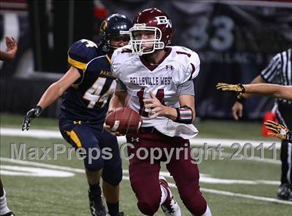 Thumbnail 2 in O'Fallon vs. Belleville West (Great American Football Classic) photogallery.