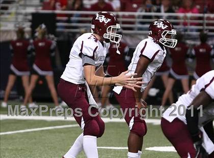 Thumbnail 1 in O'Fallon vs. Belleville West (Great American Football Classic) photogallery.