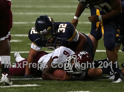 Thumbnail 2 in O'Fallon vs. Belleville West (Great American Football Classic) photogallery.