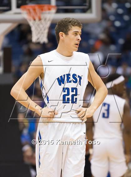 Thumbnail 2 in Clear Lake vs. Plano West (UIL 6A Final) photogallery.