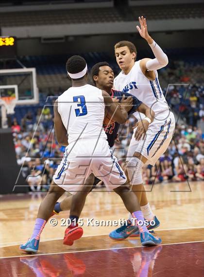 Thumbnail 2 in Clear Lake vs. Plano West (UIL 6A Final) photogallery.
