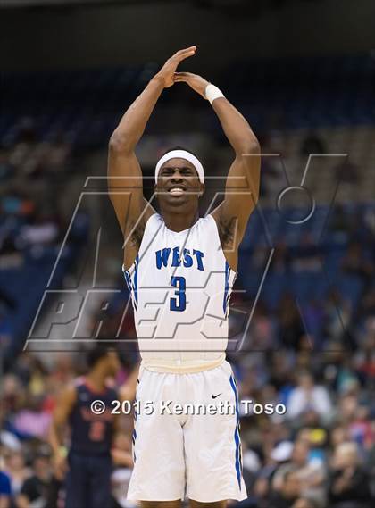 Thumbnail 3 in Clear Lake vs. Plano West (UIL 6A Final) photogallery.