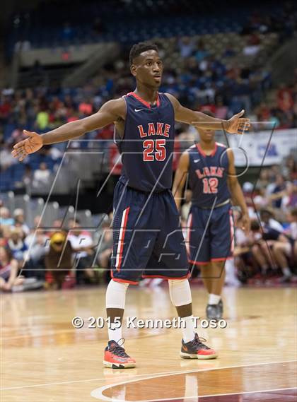 Thumbnail 3 in Clear Lake vs. Plano West (UIL 6A Final) photogallery.