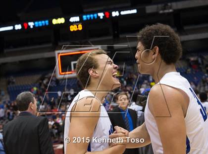 Thumbnail 3 in Clear Lake vs. Plano West (UIL 6A Final) photogallery.