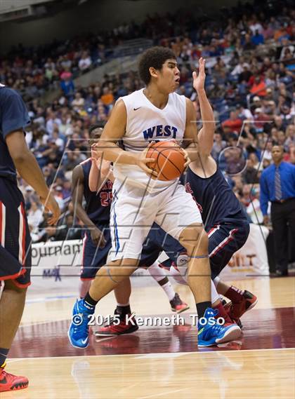 Thumbnail 2 in Clear Lake vs. Plano West (UIL 6A Final) photogallery.