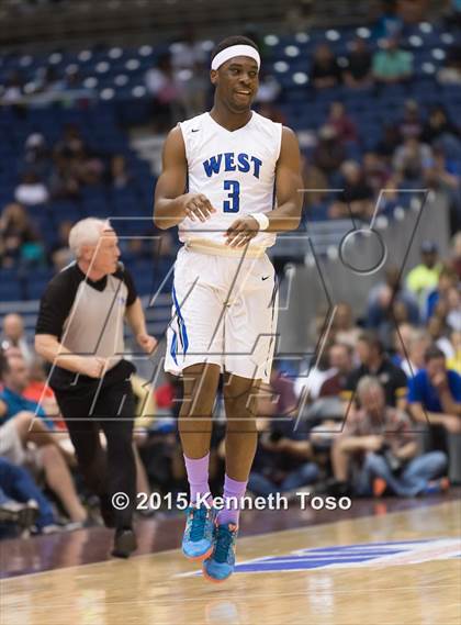 Thumbnail 1 in Clear Lake vs. Plano West (UIL 6A Final) photogallery.