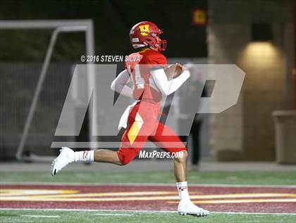 Thumbnail 3 in Cathedral Catholic vs. Helix (CIF SDS Open Division Final) photogallery.