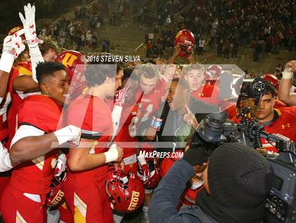 Thumbnail 1 in Cathedral Catholic vs. Helix (CIF SDS Open Division Final) photogallery.