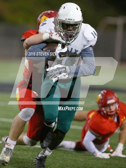 Thumbnail 3 in Cathedral Catholic vs. Helix (CIF SDS Open Division Final) photogallery.