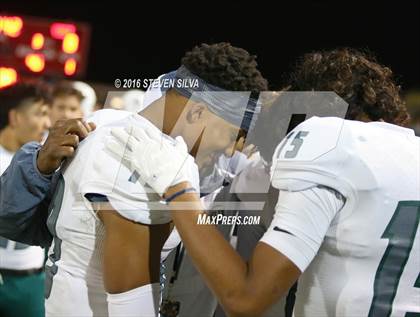 Thumbnail 3 in Cathedral Catholic vs. Helix (CIF SDS Open Division Final) photogallery.