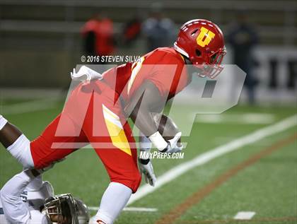 Thumbnail 2 in Cathedral Catholic vs. Helix (CIF SDS Open Division Final) photogallery.
