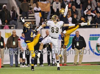 Thumbnail 3 in Plant vs. St. Thomas Aquinas (FHSAA 5A Final) photogallery.
