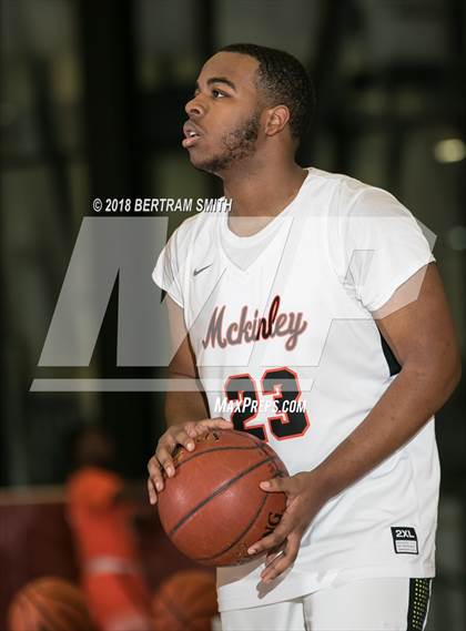 Thumbnail 2 in Amherst Central @ McKinley (MLK Classic) photogallery.