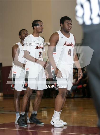 Thumbnail 3 in Amherst Central @ McKinley (MLK Classic) photogallery.