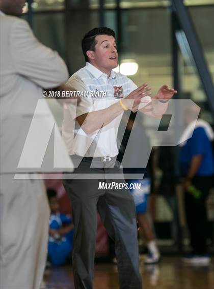 Thumbnail 3 in Amherst Central @ McKinley (MLK Classic) photogallery.