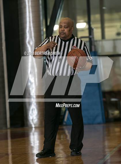 Thumbnail 3 in Amherst Central @ McKinley (MLK Classic) photogallery.