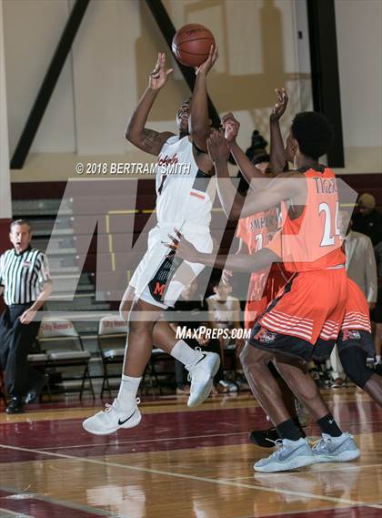 Thumbnail 3 in Amherst Central @ McKinley (MLK Classic) photogallery.