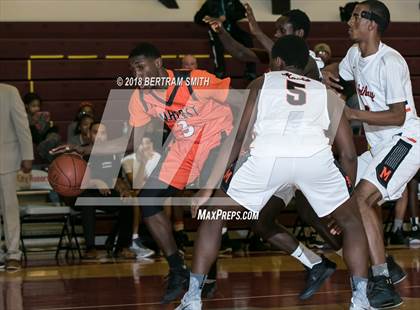 Thumbnail 3 in Amherst Central @ McKinley (MLK Classic) photogallery.