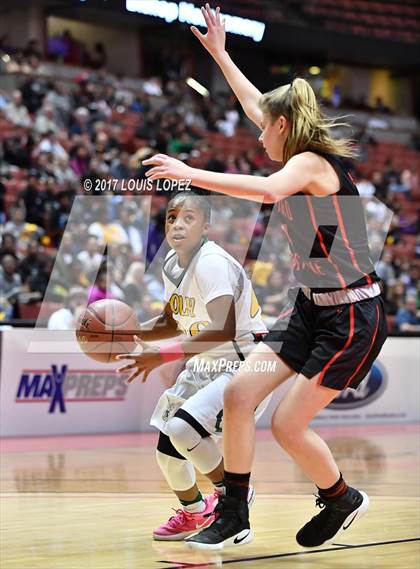 Thumbnail 3 in Harvard-Westlake vs. Long Beach Poly (CIF SS Open DIV Final) photogallery.