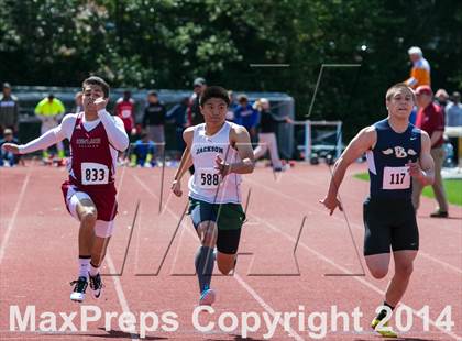 Thumbnail 1 in Bellevue Invitational photogallery.