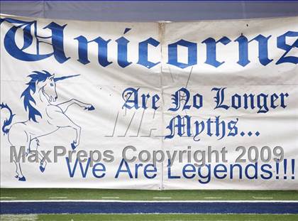 Thumbnail 3 in New Braunfels vs. Katy (Texas 5A D2 Semifinals) photogallery.