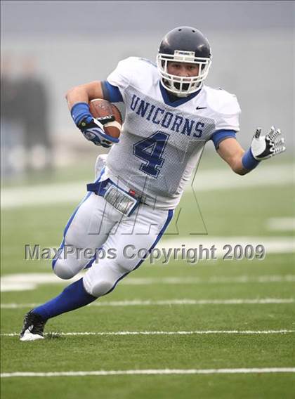 Thumbnail 2 in New Braunfels vs. Katy (Texas 5A D2 Semifinals) photogallery.