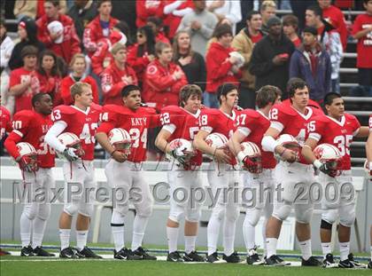 Thumbnail 1 in New Braunfels vs. Katy (Texas 5A D2 Semifinals) photogallery.