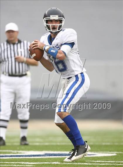 Thumbnail 1 in New Braunfels vs. Katy (Texas 5A D2 Semifinals) photogallery.
