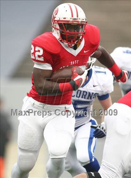 Thumbnail 3 in New Braunfels vs. Katy (Texas 5A D2 Semifinals) photogallery.