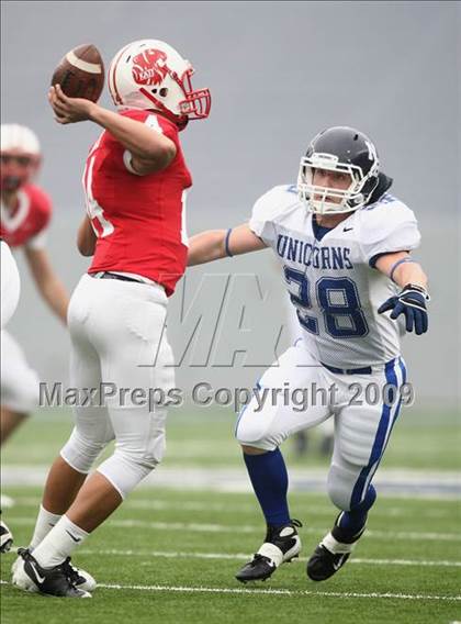 Thumbnail 2 in New Braunfels vs. Katy (Texas 5A D2 Semifinals) photogallery.
