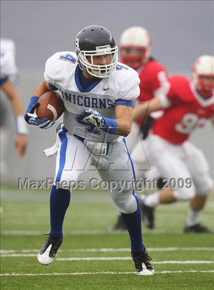 Thumbnail 2 in New Braunfels vs. Katy (Texas 5A D2 Semifinals) photogallery.