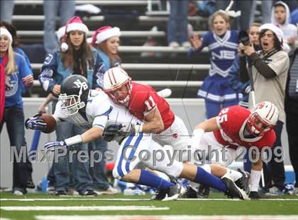 Thumbnail 3 in New Braunfels vs. Katy (Texas 5A D2 Semifinals) photogallery.