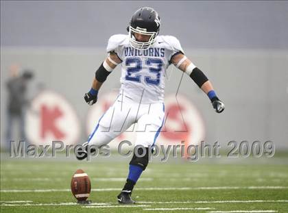 Thumbnail 3 in New Braunfels vs. Katy (Texas 5A D2 Semifinals) photogallery.