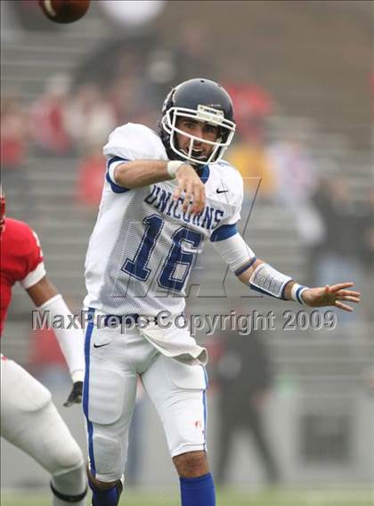 Thumbnail 2 in New Braunfels vs. Katy (Texas 5A D2 Semifinals) photogallery.