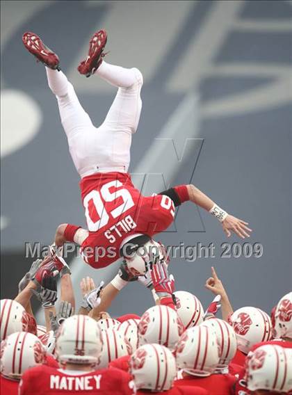 Thumbnail 1 in New Braunfels vs. Katy (Texas 5A D2 Semifinals) photogallery.