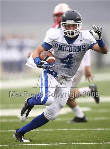 Thumbnail 1 in New Braunfels vs. Katy (Texas 5A D2 Semifinals) photogallery.